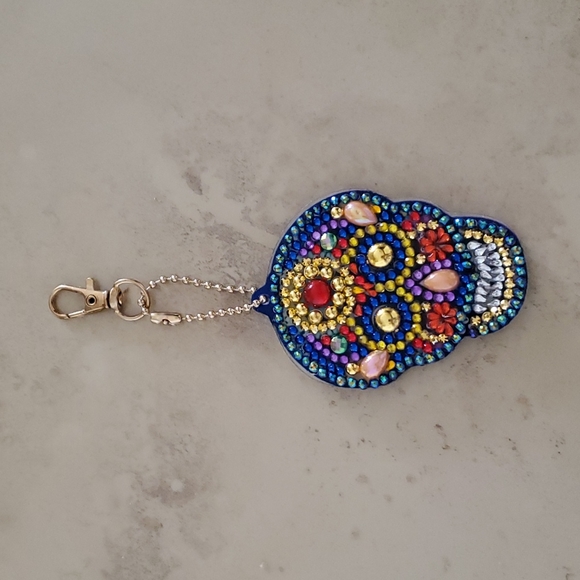 Jeweled Skull Keychain/Bag Charm nwot - Picture 1 of 4